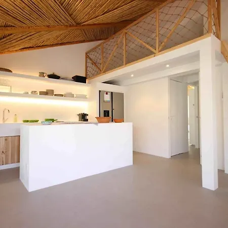 Maria Cristina, Modern Near Βίλα *